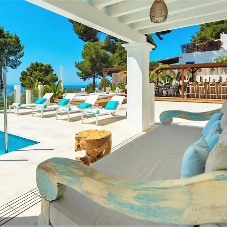 Beluga Villa